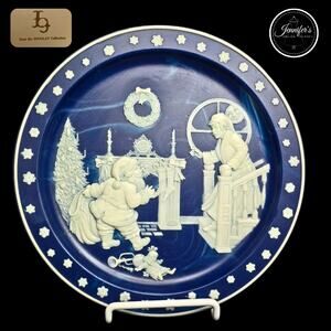 Incolay Studios "Up the Chimney He Rose" Vintage 3D Collectors Plate